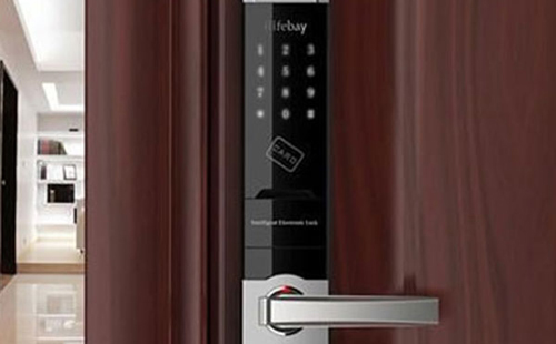 从江24小时上门开锁公司