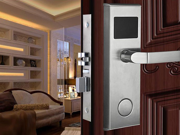 从江24小时上门开锁公司