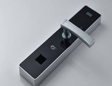 从江24小时上门开锁公司