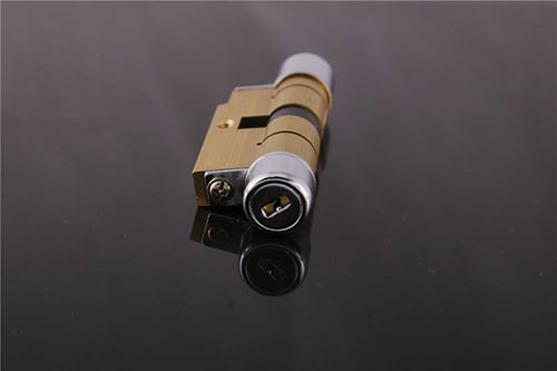 从江24小时上门开锁公司